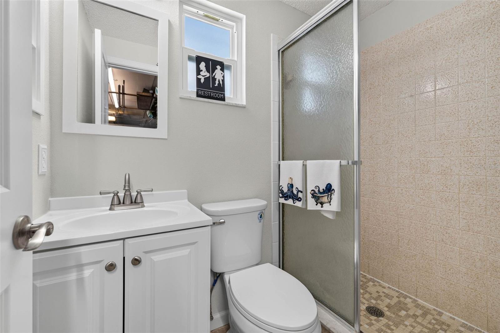 13626 Jennita Dr Property Photo 19