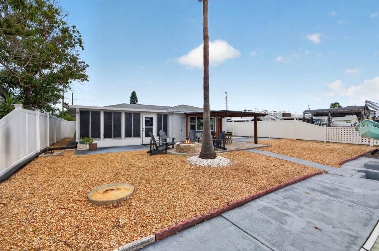 13626 Jennita Dr Property Photo 29