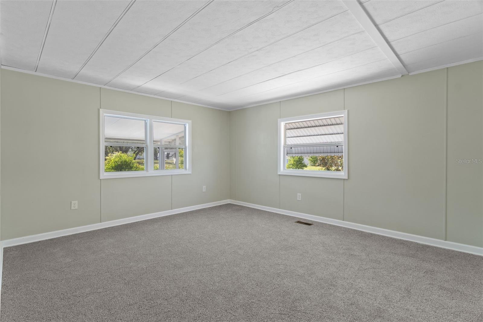 9075 Highpoint Blvd Property Photo 20
