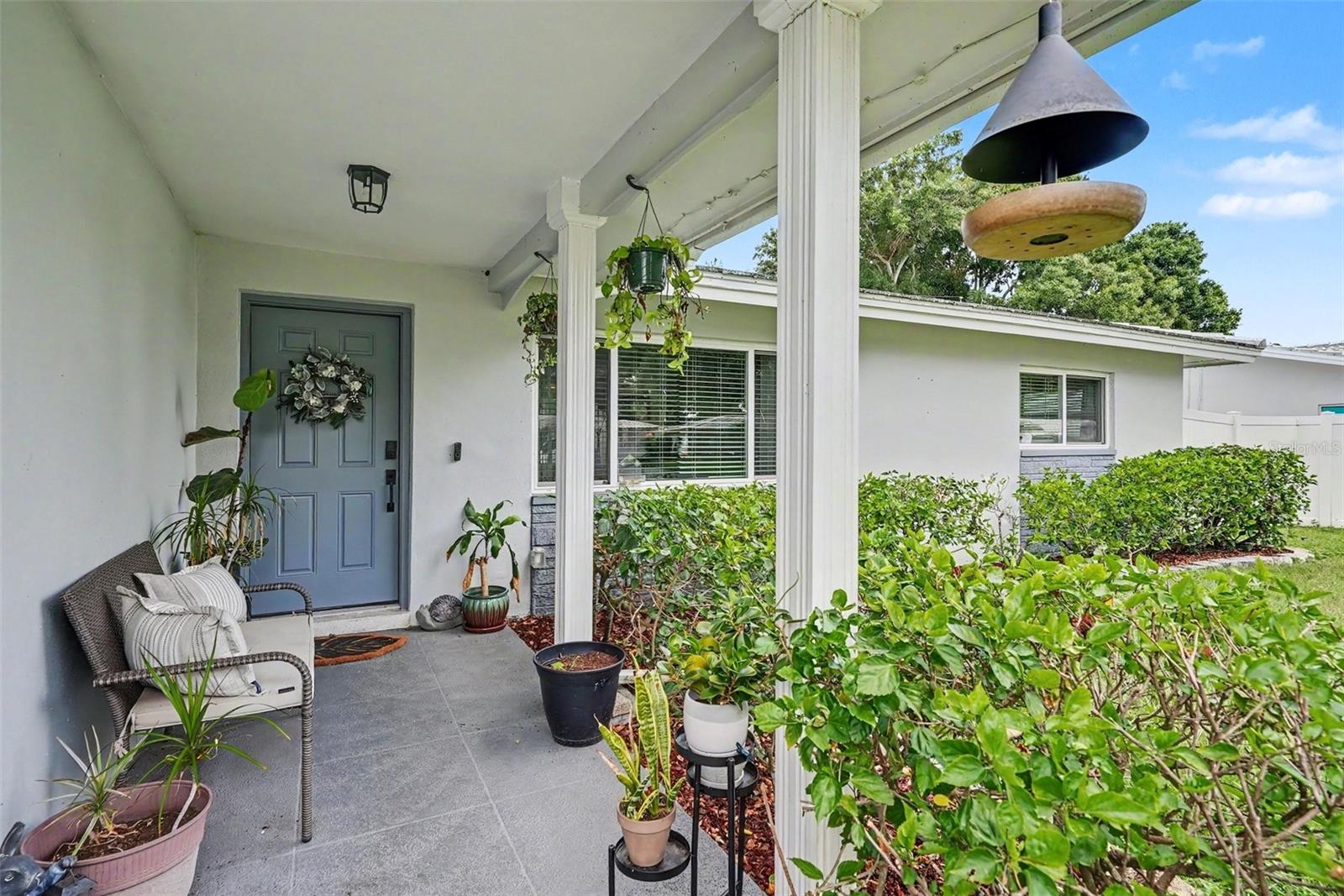 2334 Tudor Ln Property Photo 6