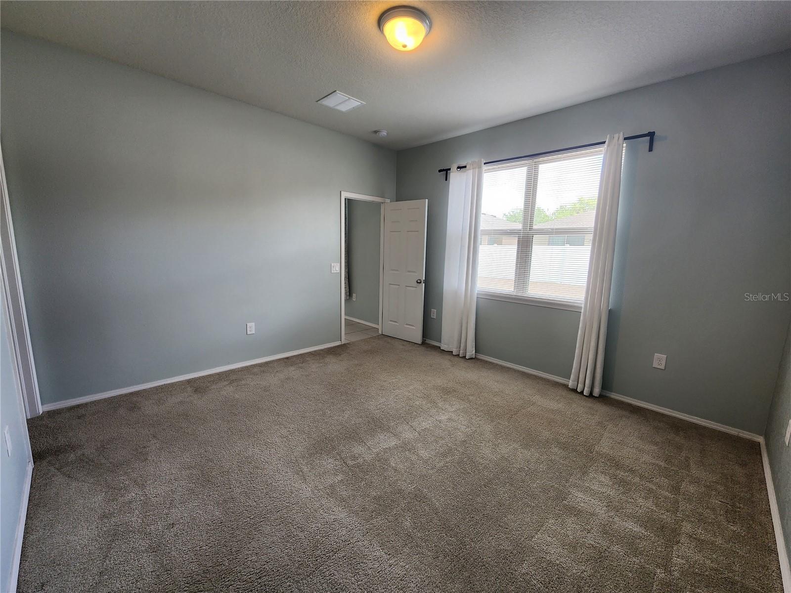 15734 Stone House Dr Property Photo 17