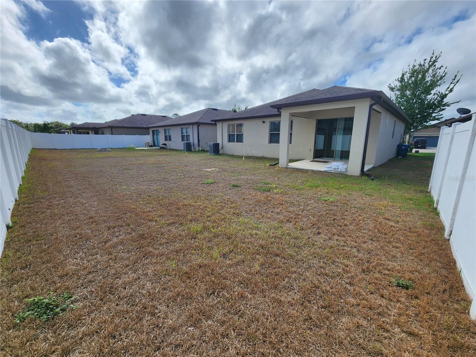 15734 Stone House Dr Property Photo 29