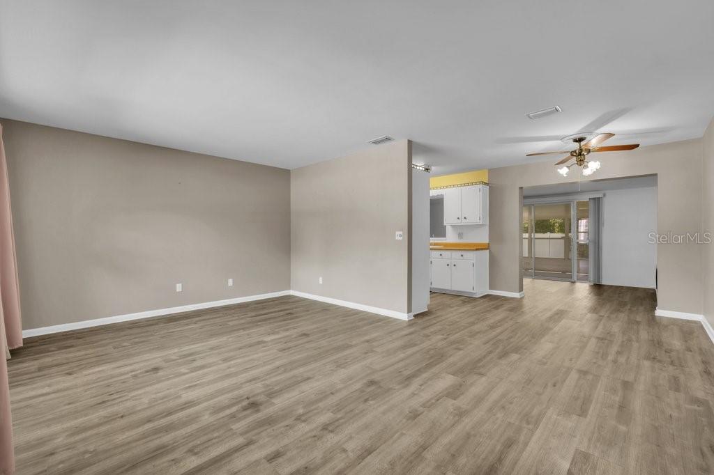 1105 N Parsons Ave Property Photo 5