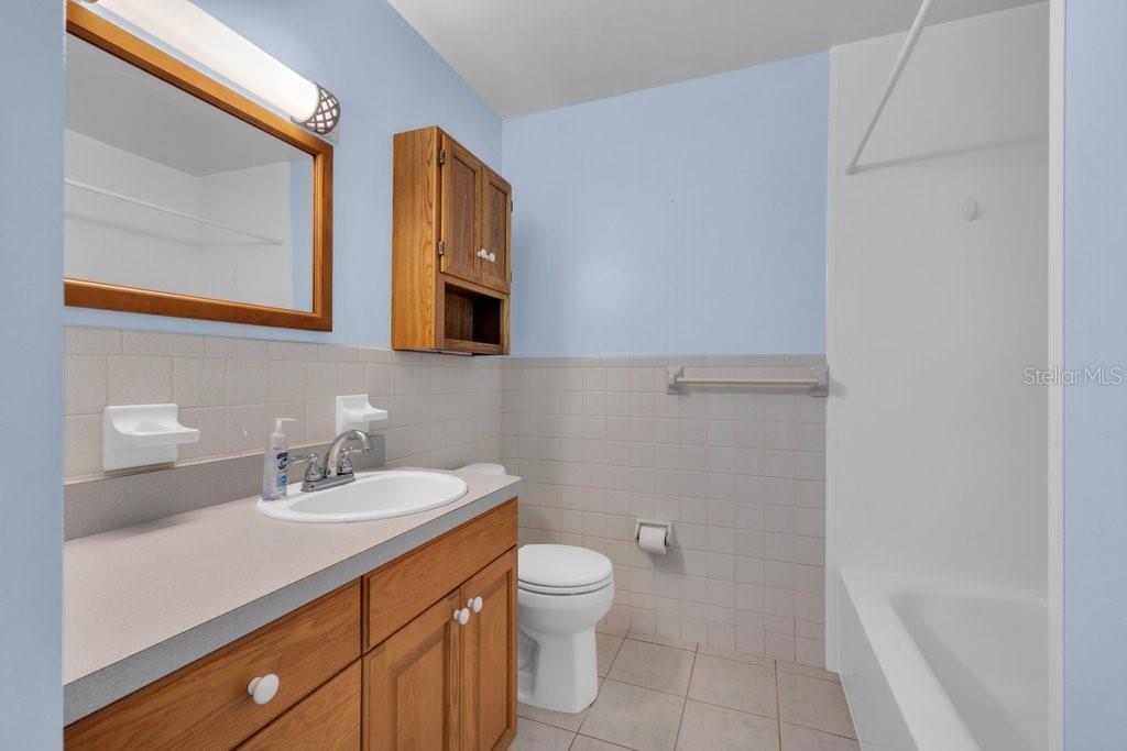 1105 N Parsons Ave Property Photo 14