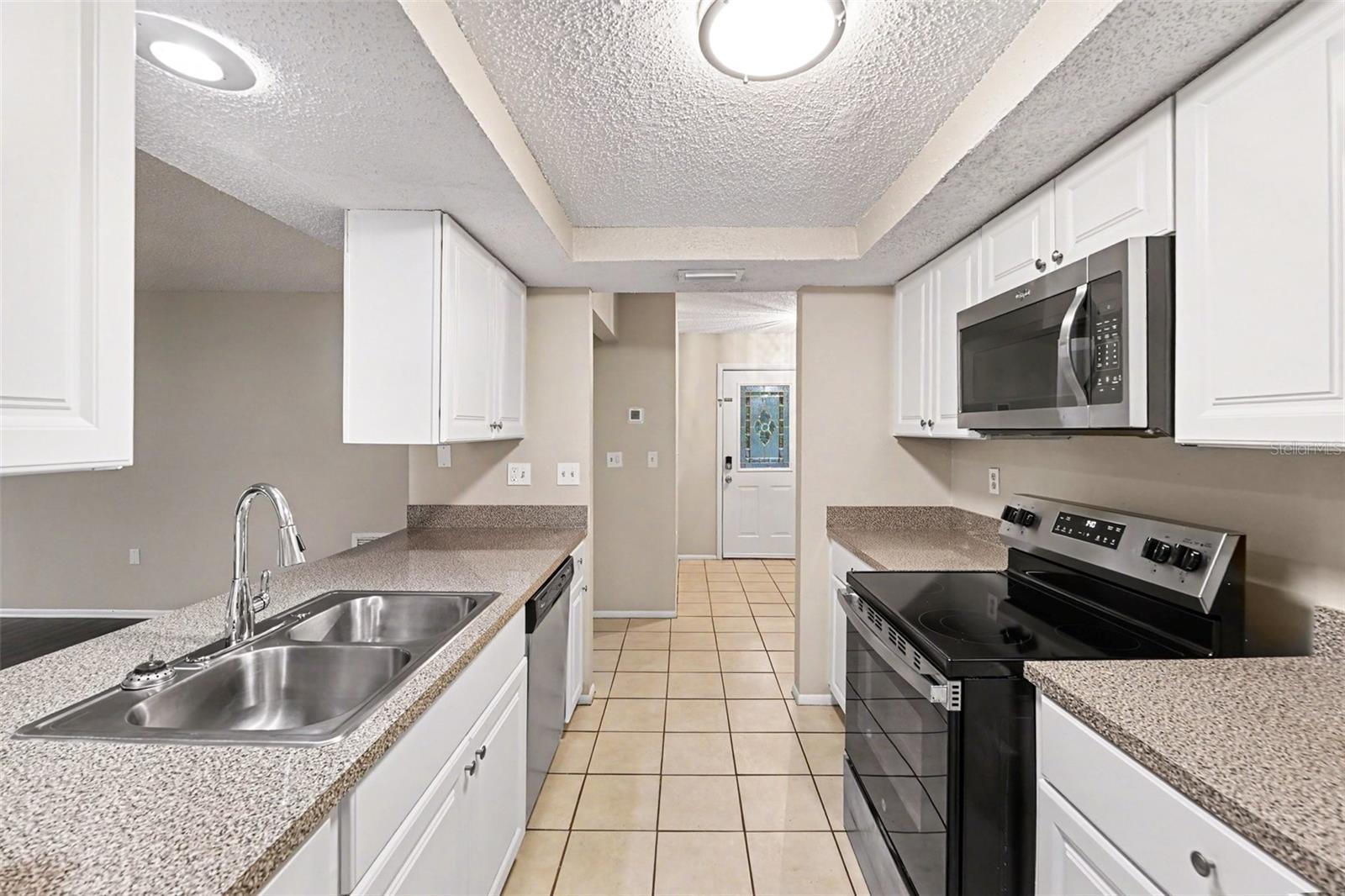 2431 Grove Ridge Dr Property Photo 14