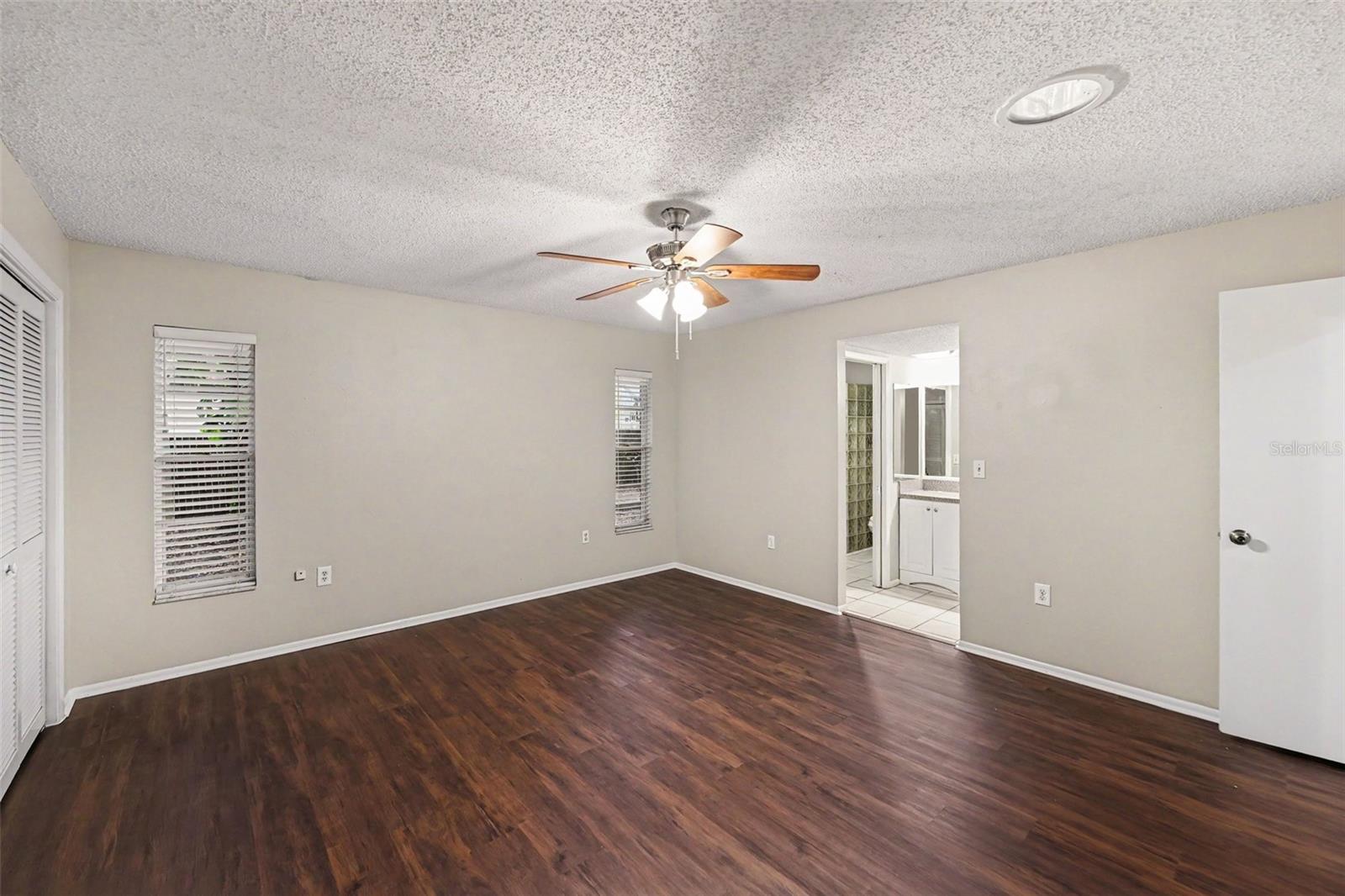 2431 Grove Ridge Dr Property Photo 18