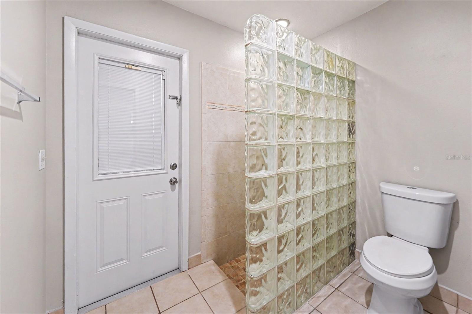 2431 Grove Ridge Dr Property Photo 20