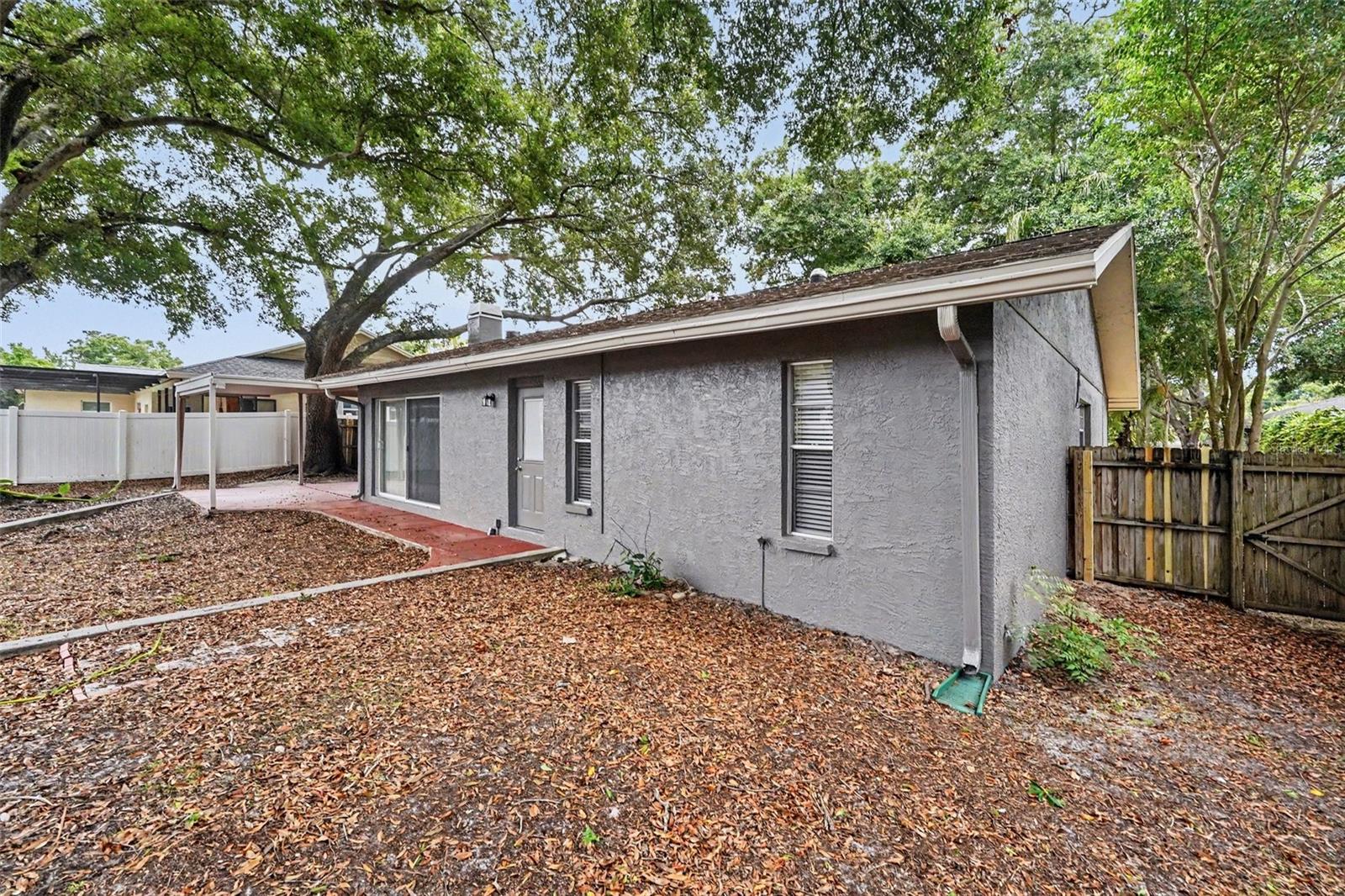 2431 Grove Ridge Dr Property Photo 28