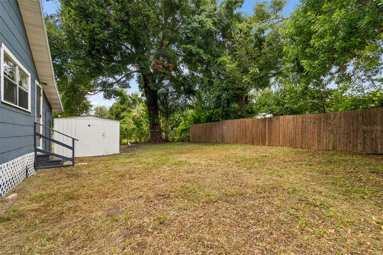 1363 Tioga Ave Property Photo 16