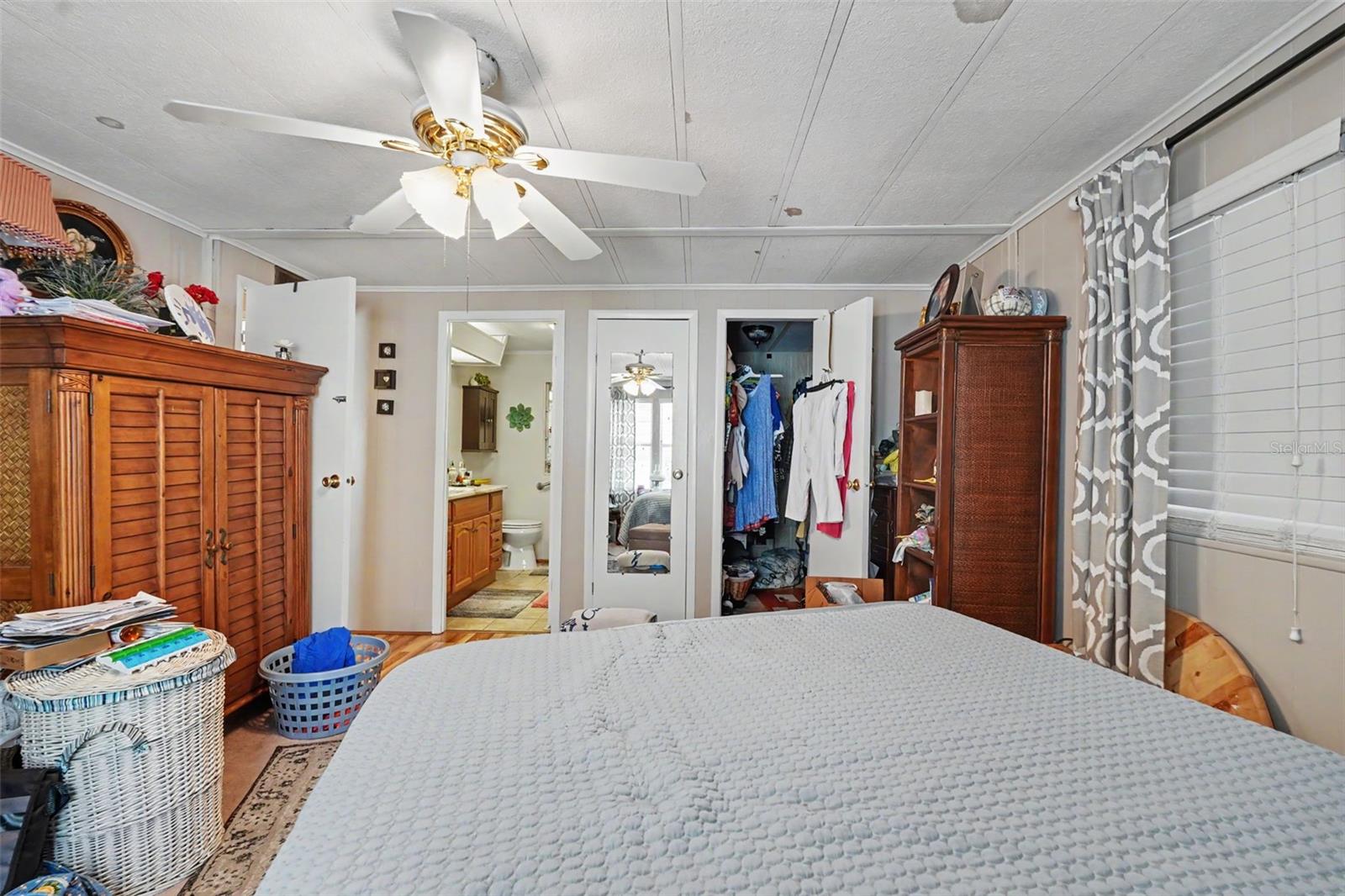 6523 Kansas St Property Photo 19