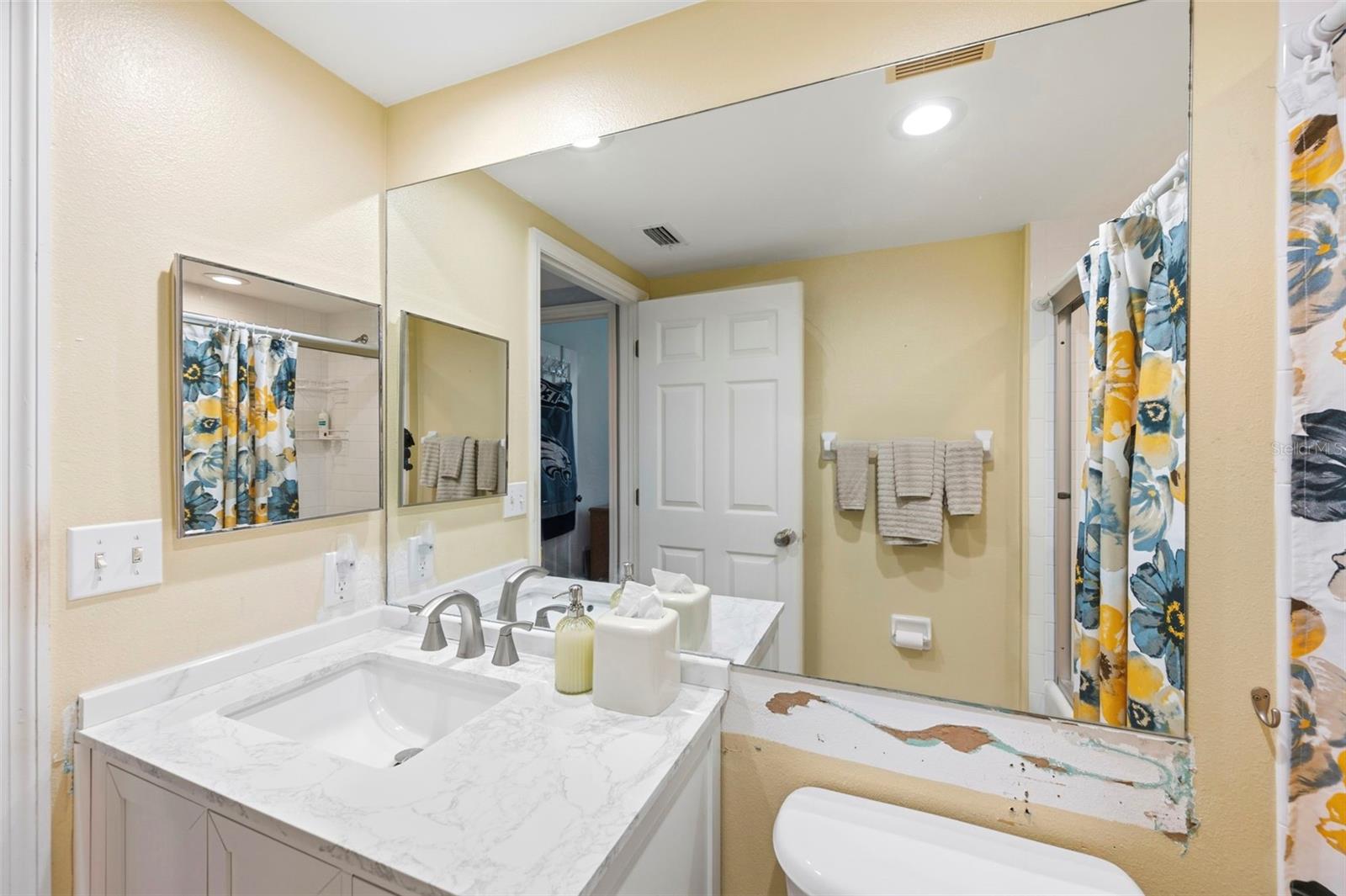 1200 Country Club Dr #2205 Property Photo 16