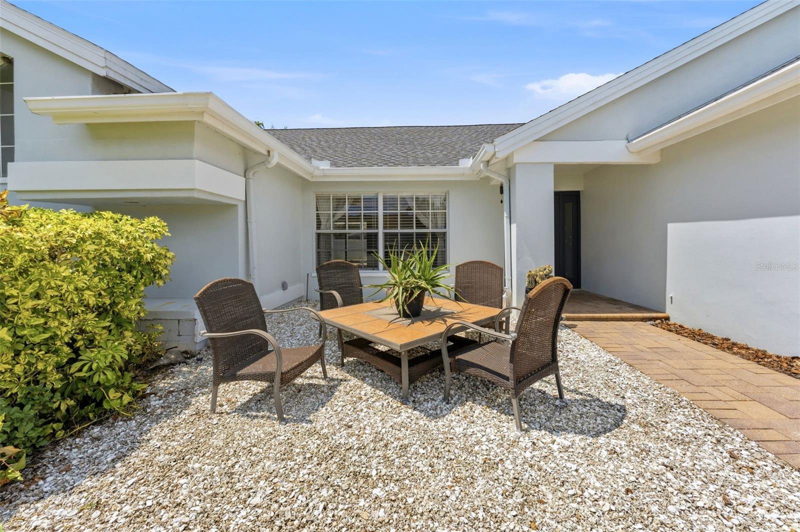 1763 Pebble Hill Ct Property Photo 6