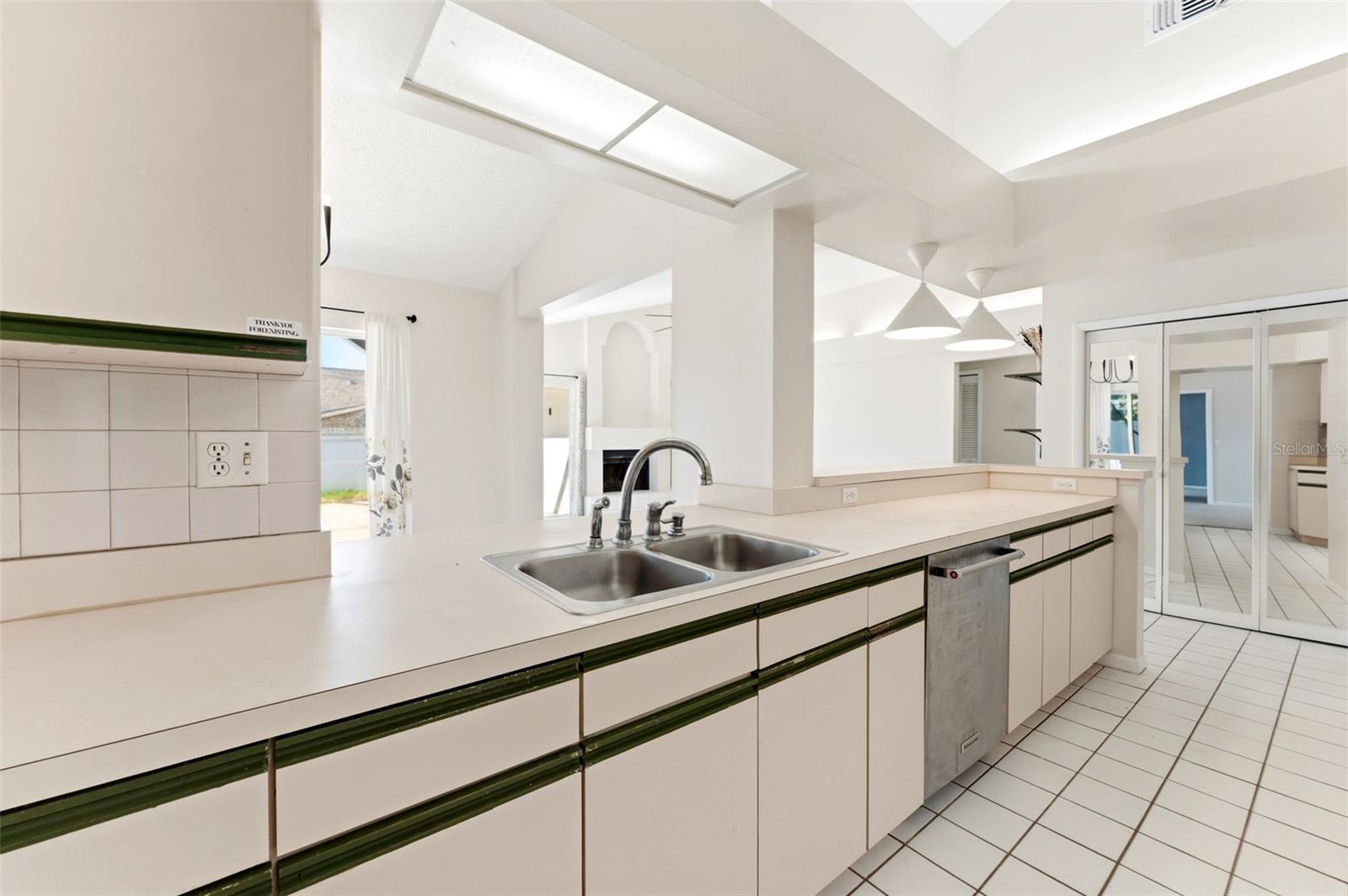 1763 Pebble Hill Ct Property Photo 18