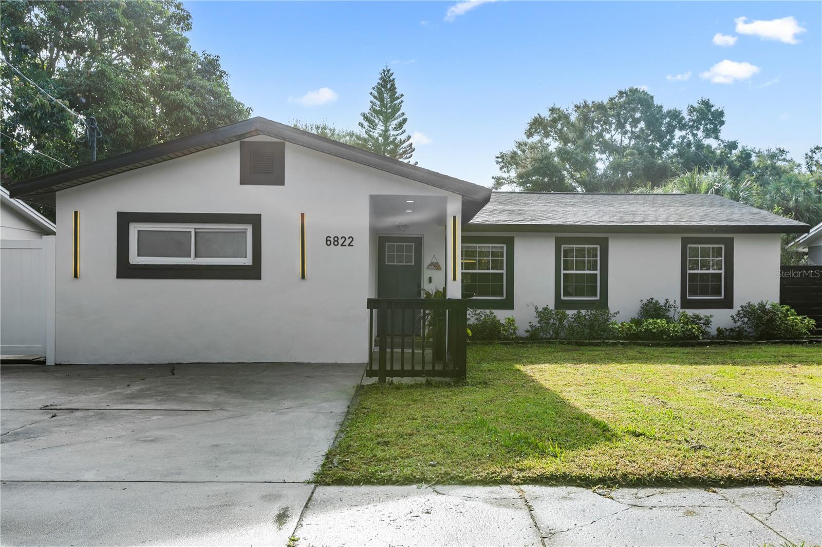 6822 S Wall St Property Photo 1