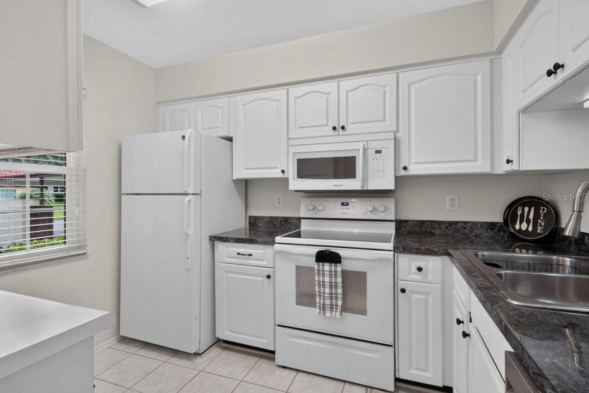 1701 Pinehurst Rd #23g Property Photo 14
