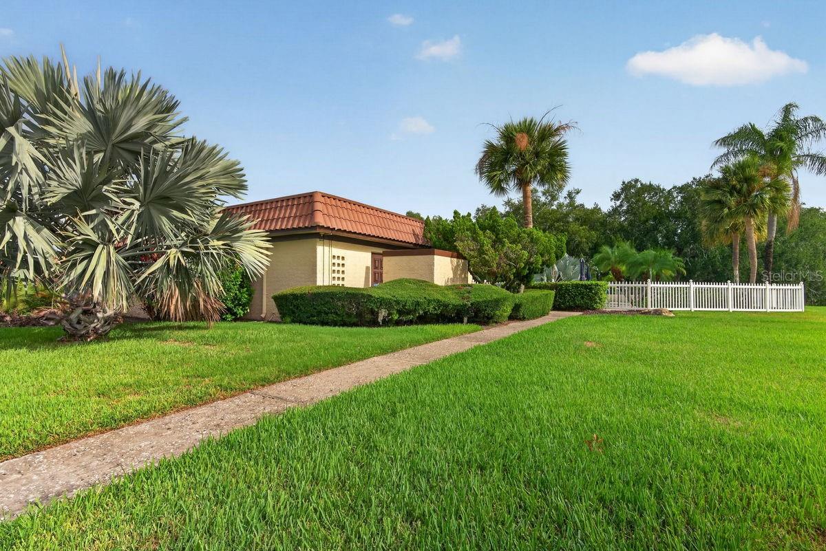 1701 Pinehurst Rd #23g Property Photo 36