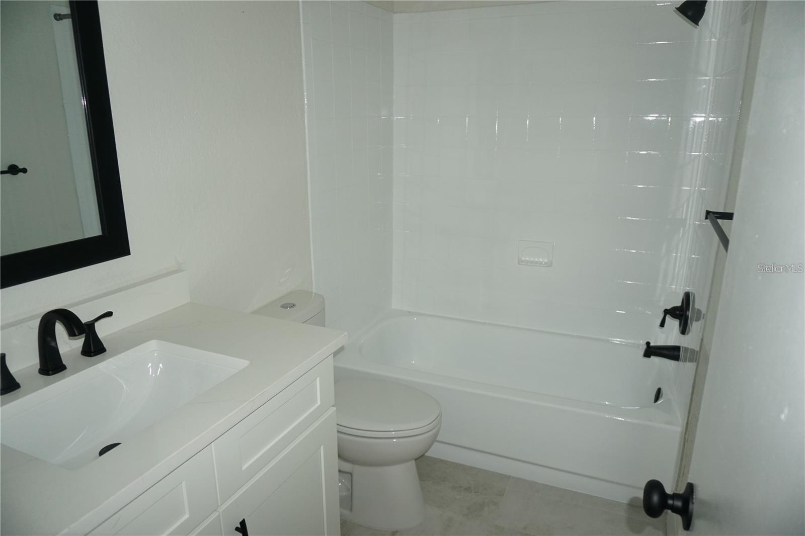 2404 Brigadoon Dr Property Photo 18