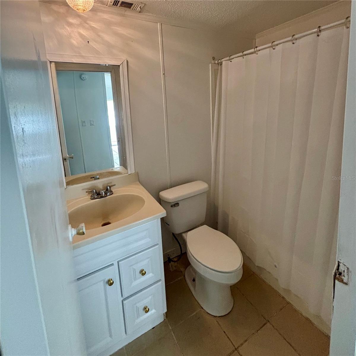 TB8525170 Property Photo 12