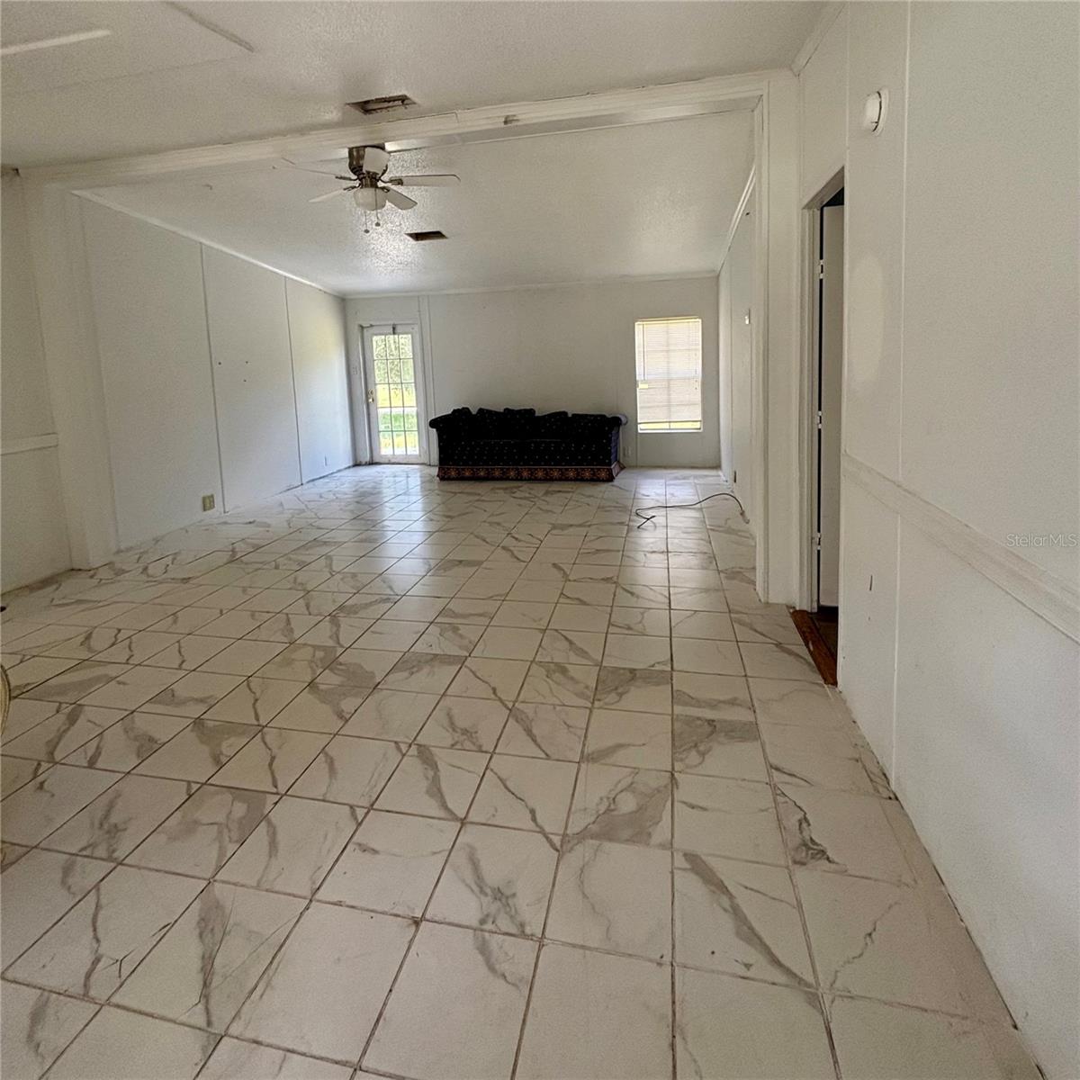 TB8525170 Property Photo 15