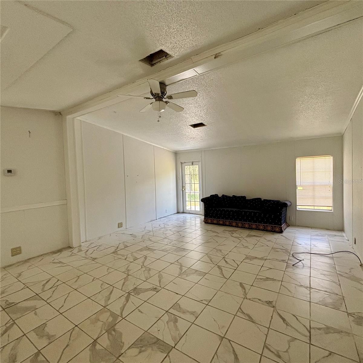TB8525170 Property Photo 27