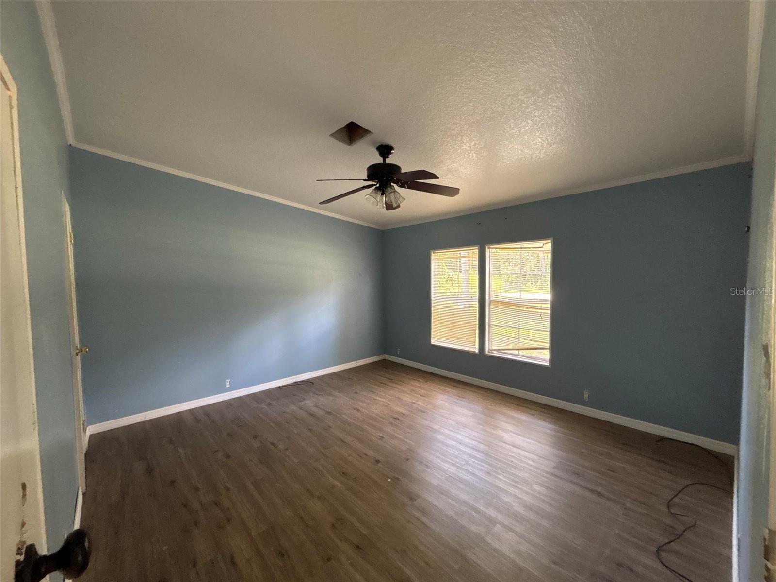 TB8525170 Property Photo 30
