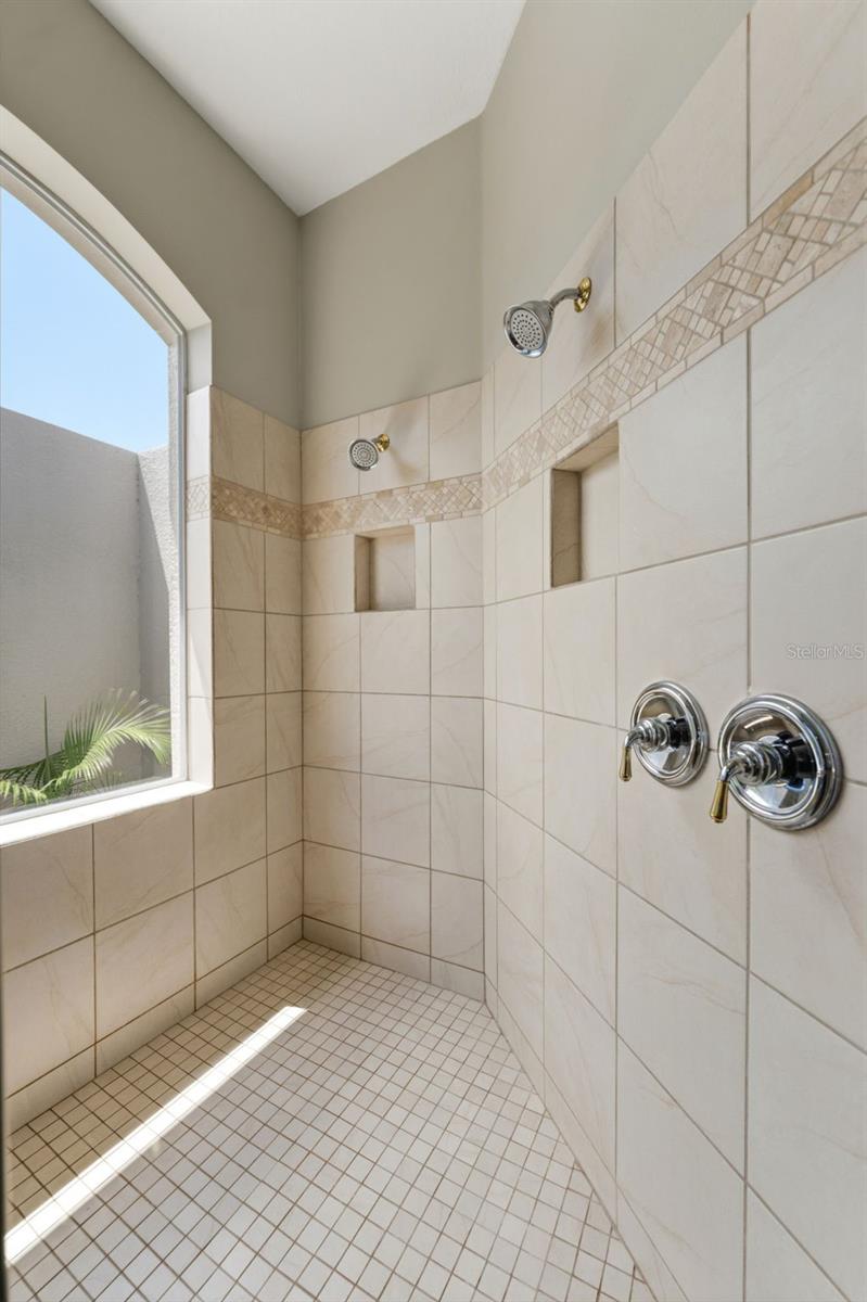 24355 Hideout Trl Property Photo 27