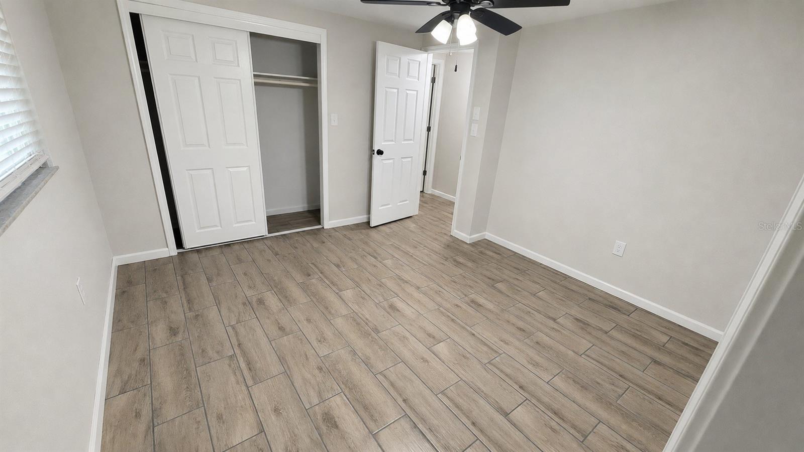 4913 Getner St Property Photo 11
