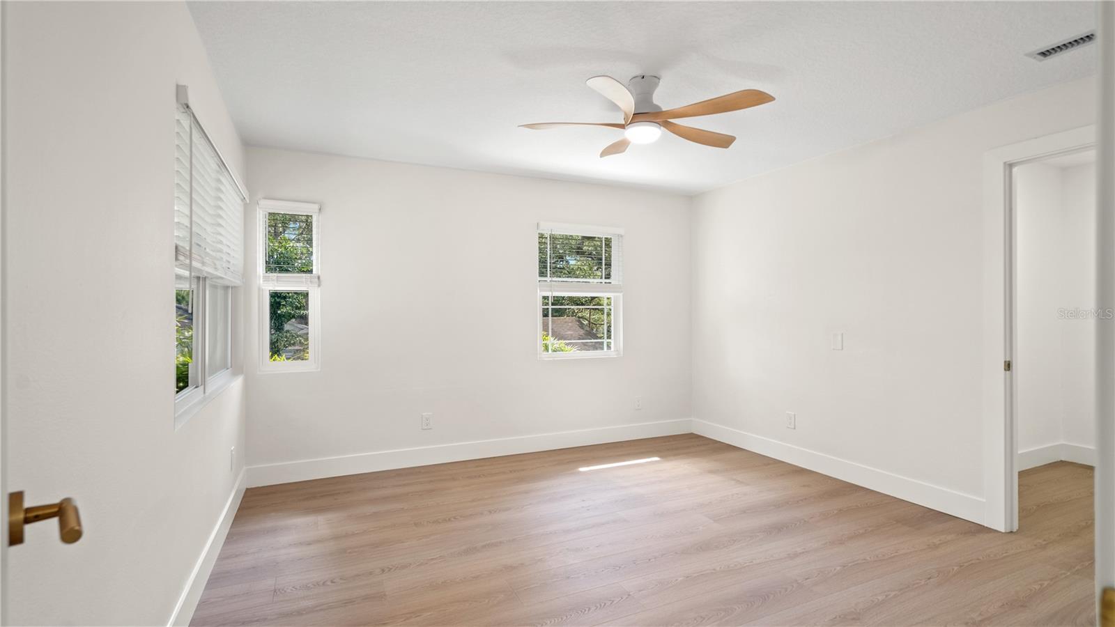 4623 W Browning Ave Property Photo 41