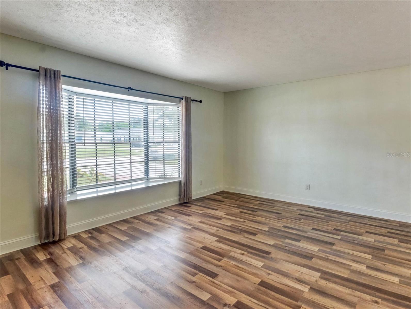 13346 Moran Dr Property Photo 4