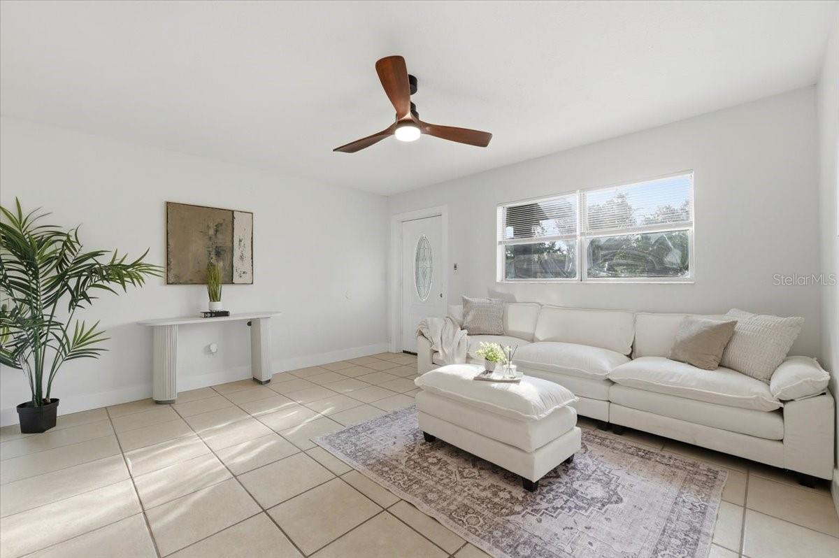 10930 N Aster Ave Property Photo 5