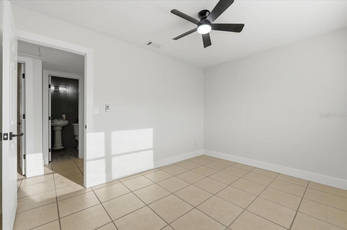 10930 N Aster Ave Property Photo 23