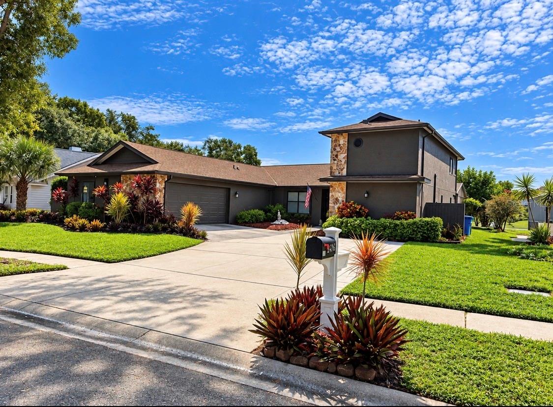 2876 Lake Valencia Blvd E Property Photo 1