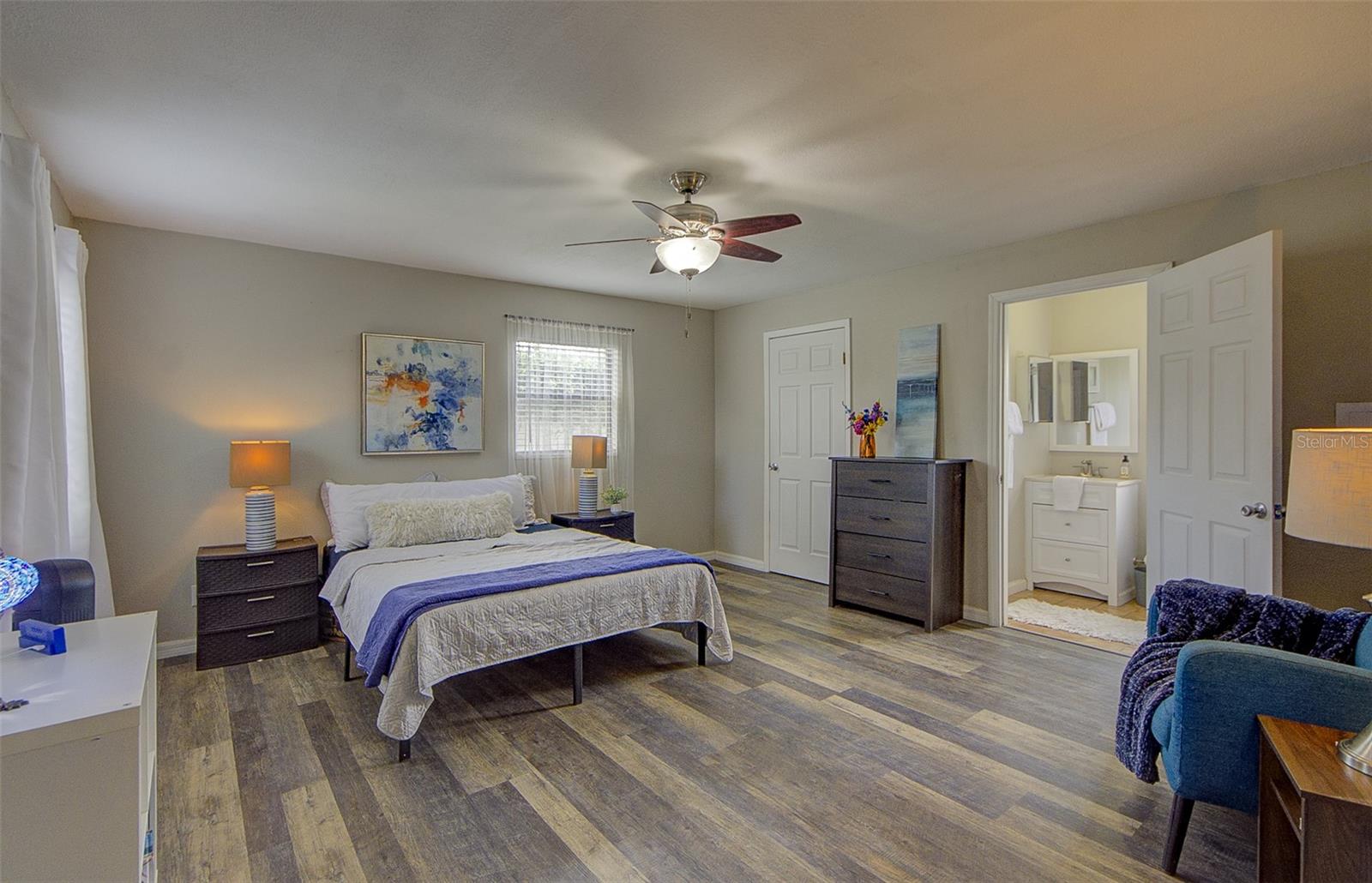 13222 Pine Creek Cir Property Photo 3