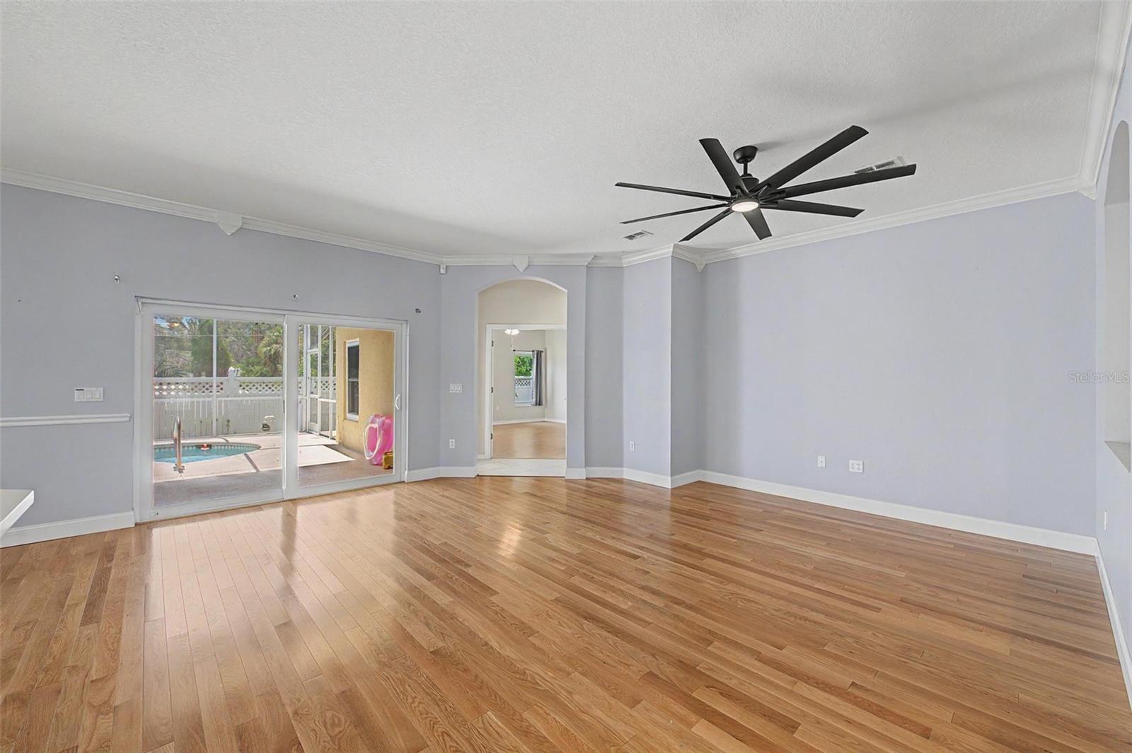 2811 Ravendale Ln Property Photo 14
