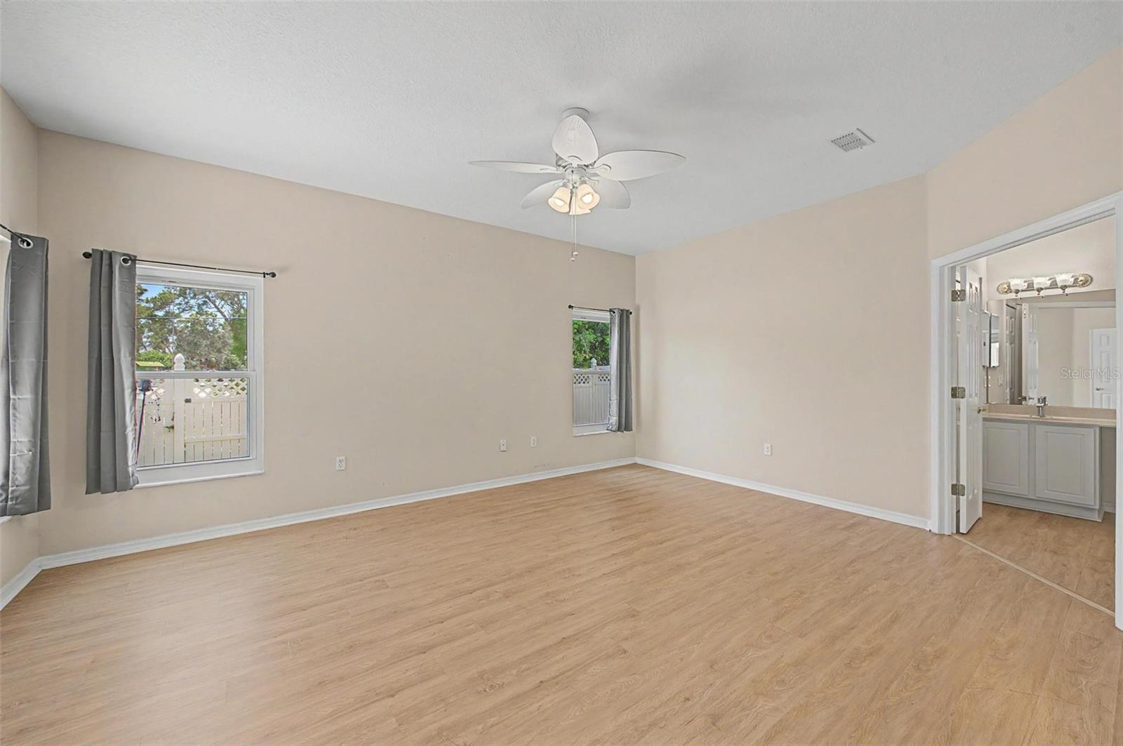 2811 Ravendale Ln Property Photo 19