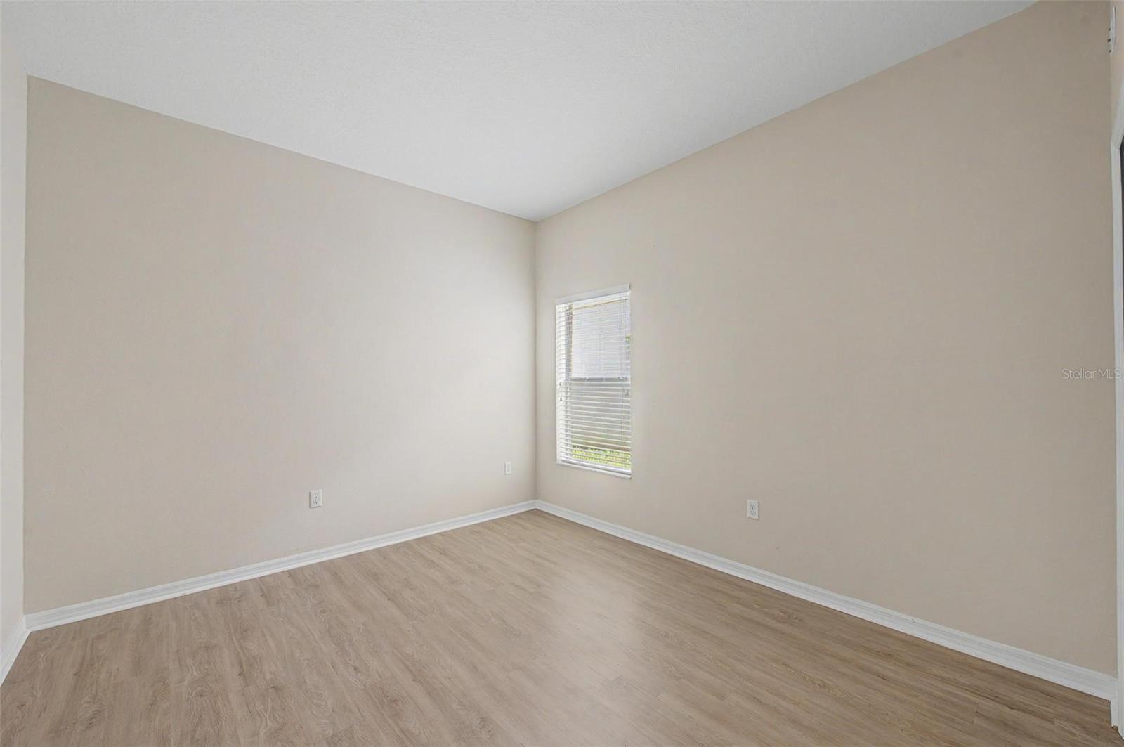 2811 Ravendale Ln Property Photo 26
