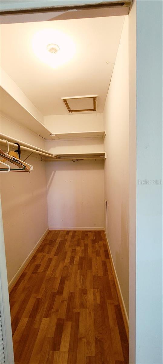 911 Washington Ave #305 Property Photo 10