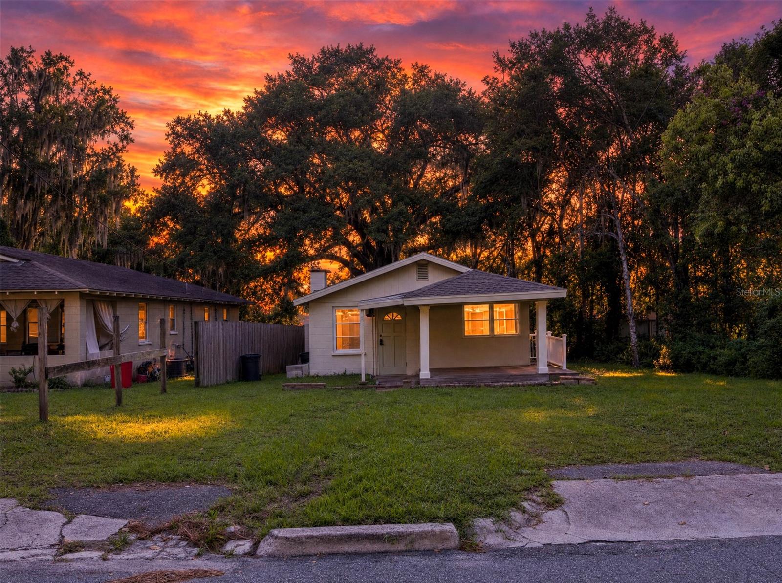 247 N LEMON AVE