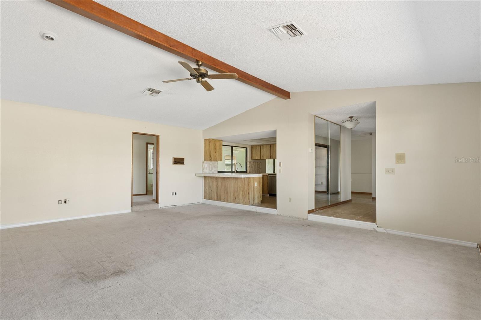 10200 Sunburst Ct Property Photo 8