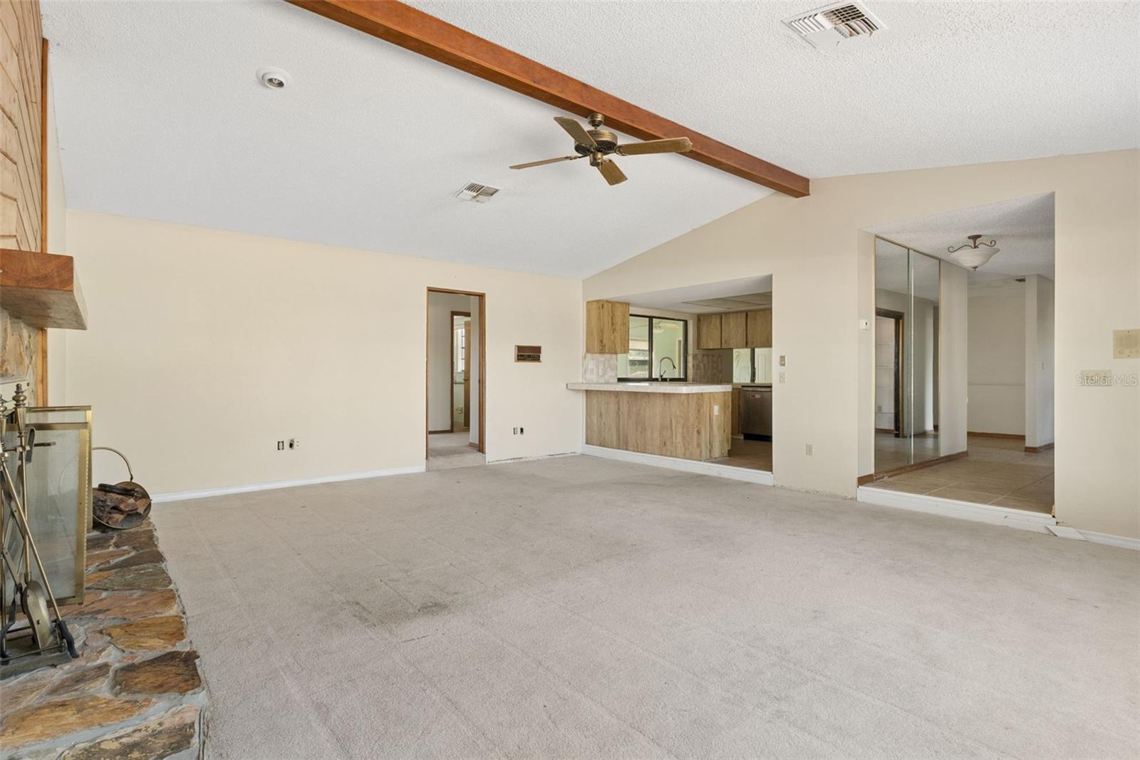 10200 Sunburst Ct Property Photo 9