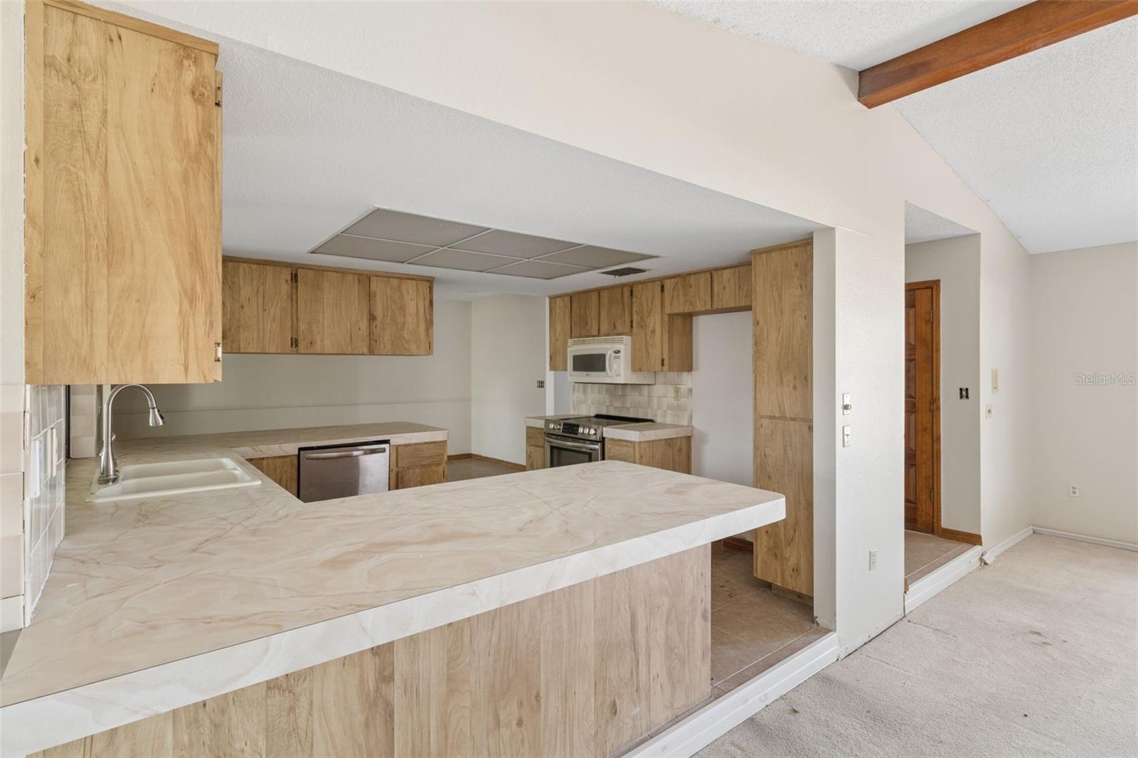 10200 Sunburst Ct Property Photo 13