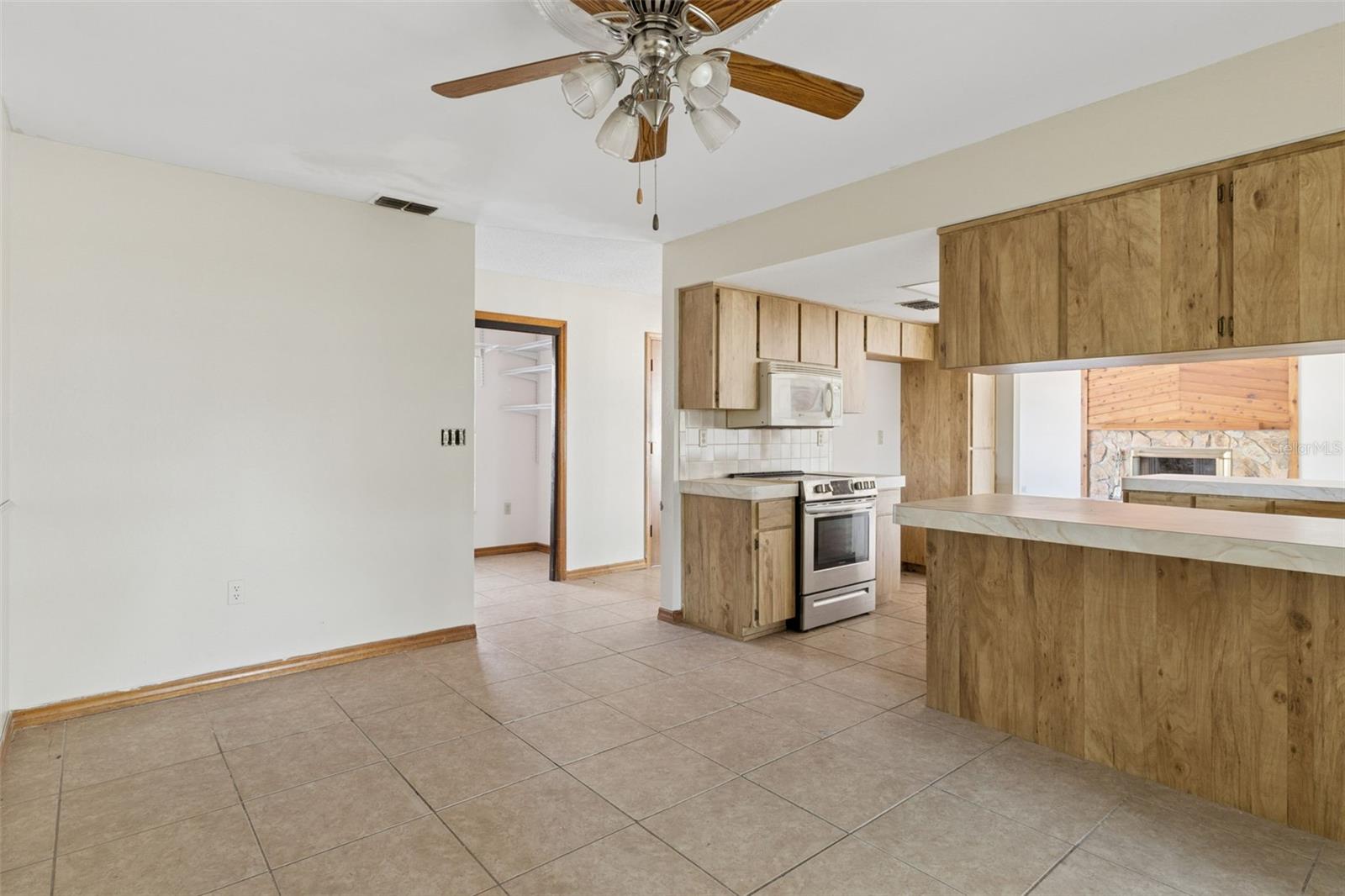 10200 Sunburst Ct Property Photo 20