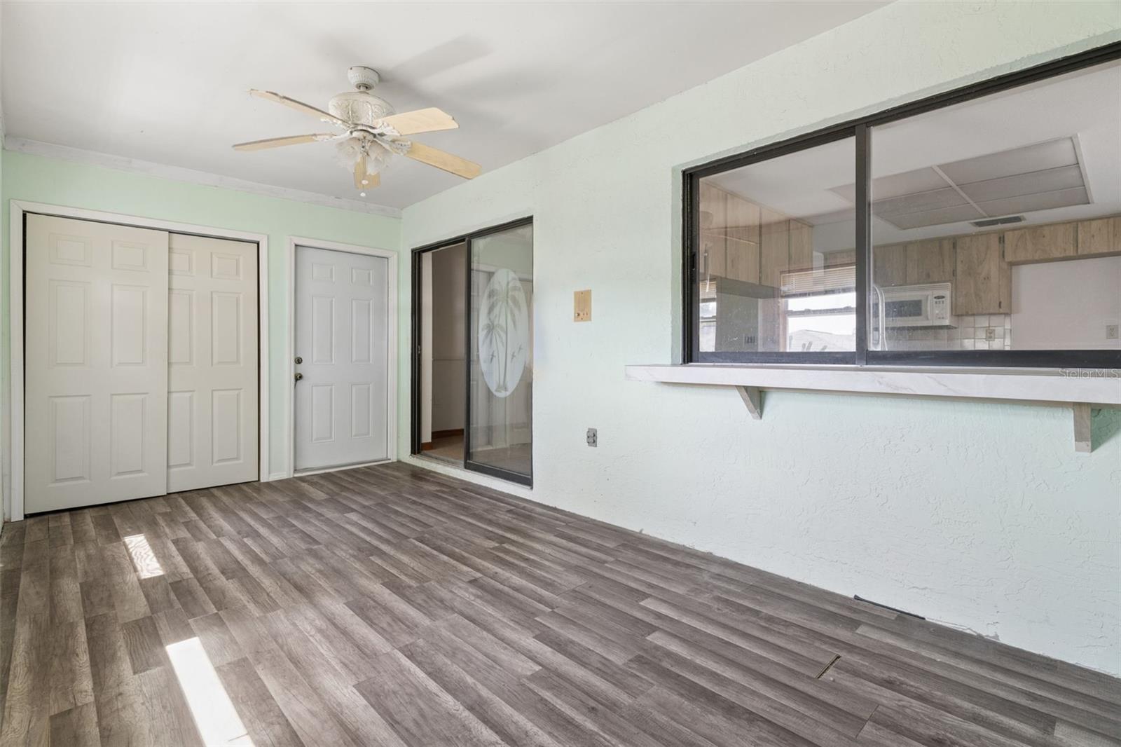 10200 Sunburst Ct Property Photo 23