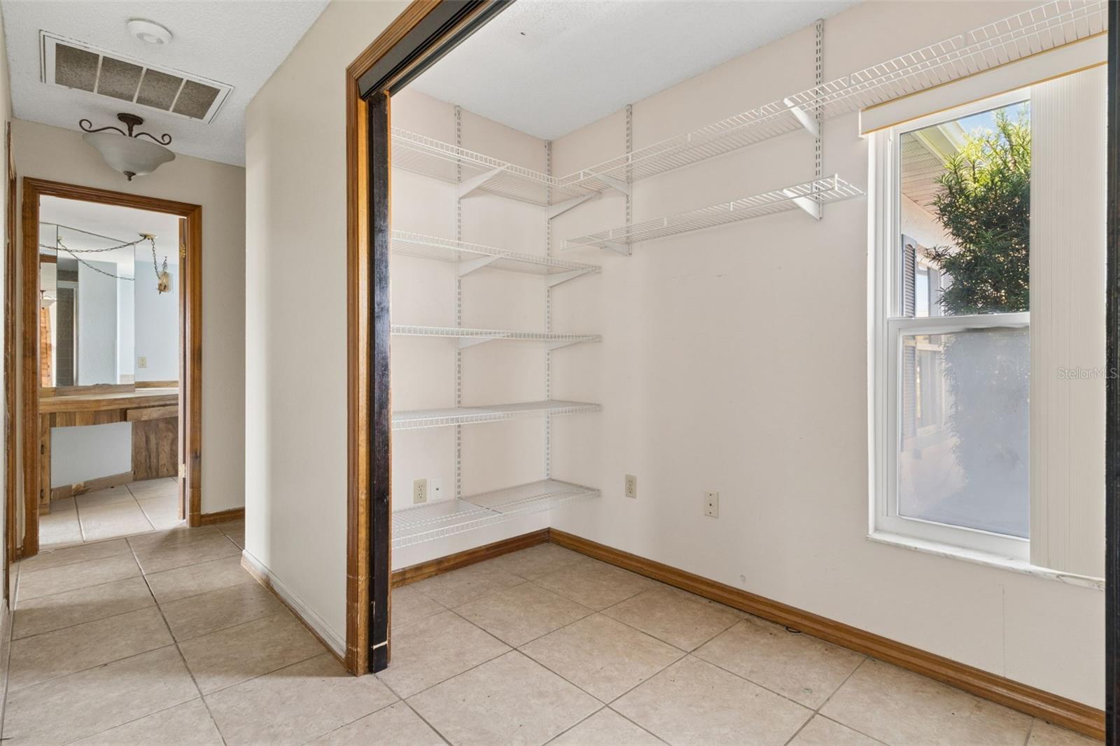 10200 Sunburst Ct Property Photo 27