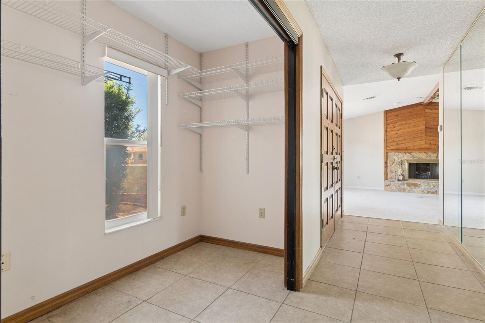 10200 Sunburst Ct Property Photo 28