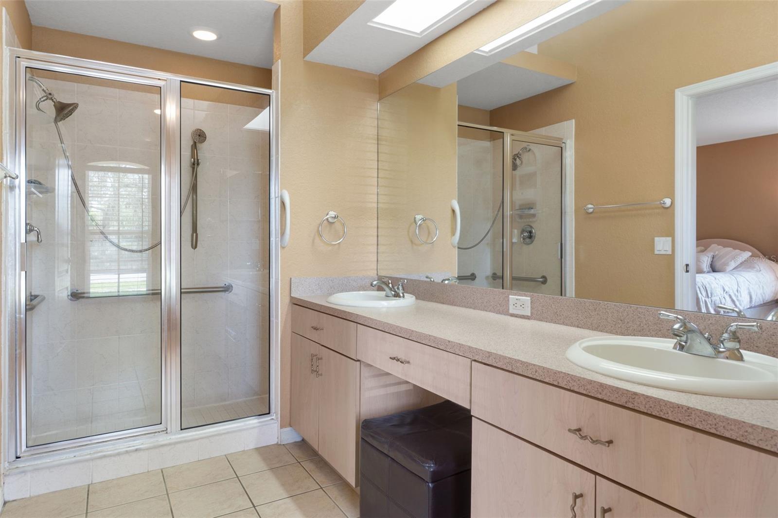 15437 Deer Path Dr Property Photo 23