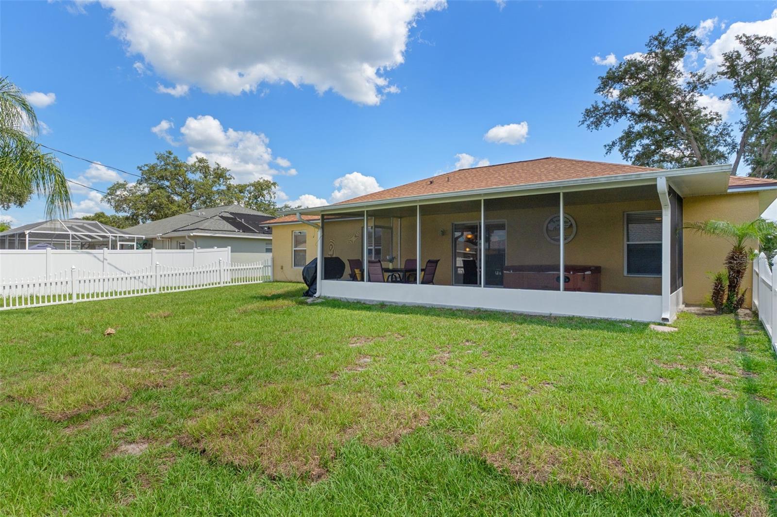 15437 Deer Path Dr Property Photo 39