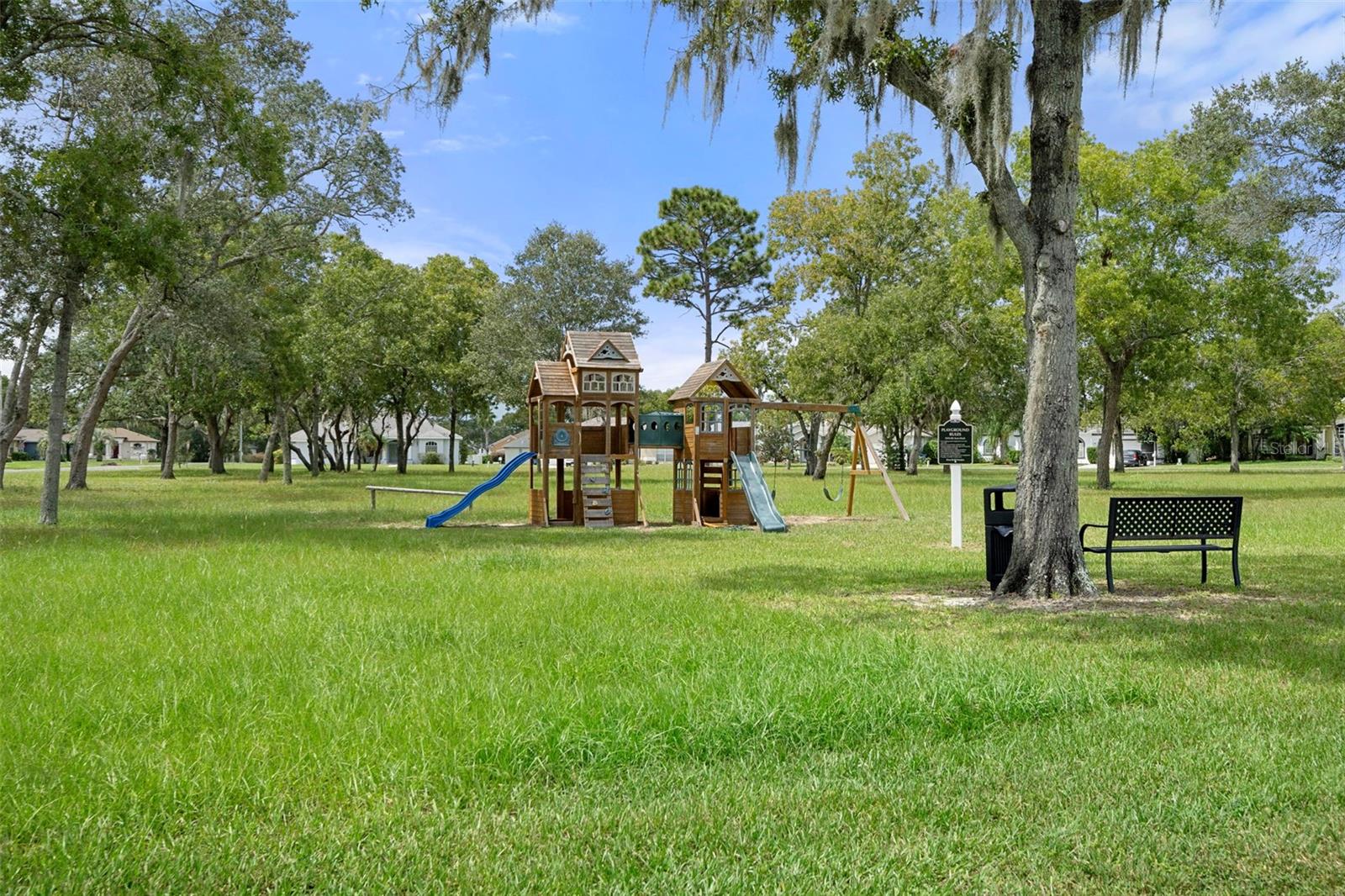 15437 Deer Path Dr Property Photo 40