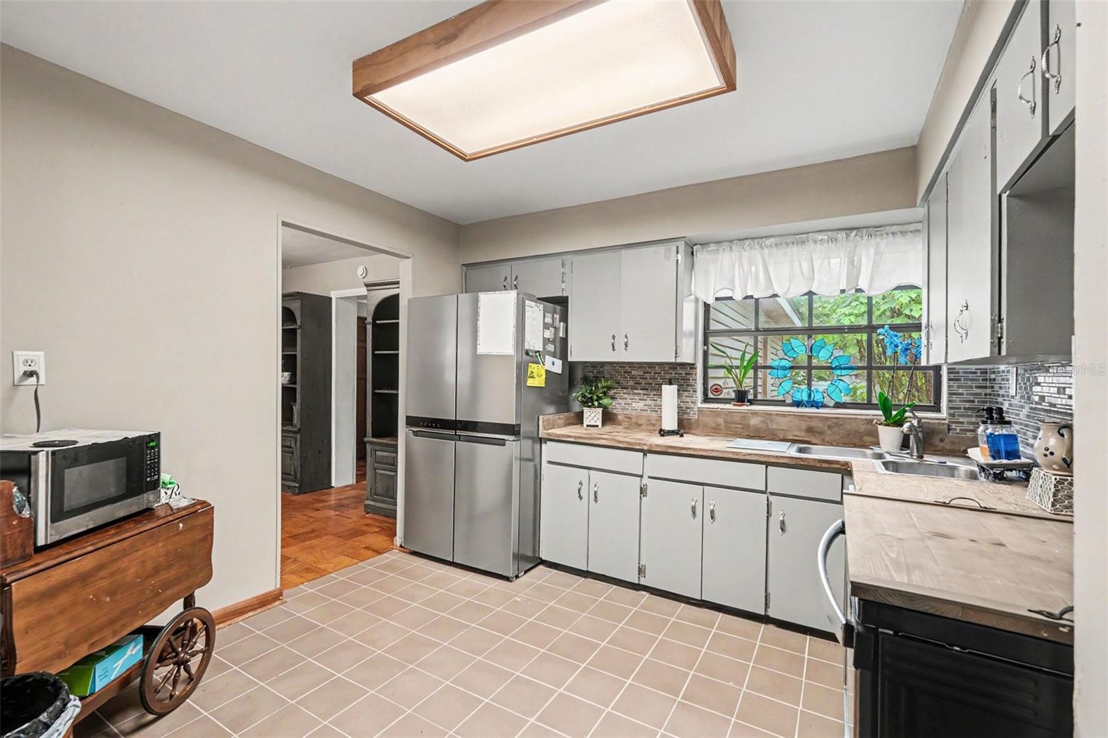 10308 N Oakleaf Ave Property Photo 8