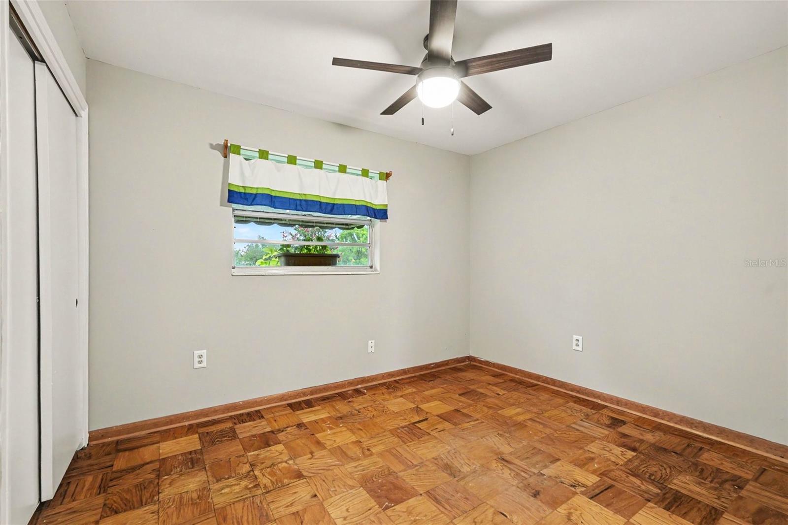 10308 N Oakleaf Ave Property Photo 11